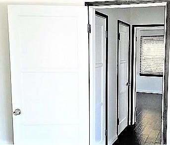 2nd image of 4203 Sutro Ave APT 2
