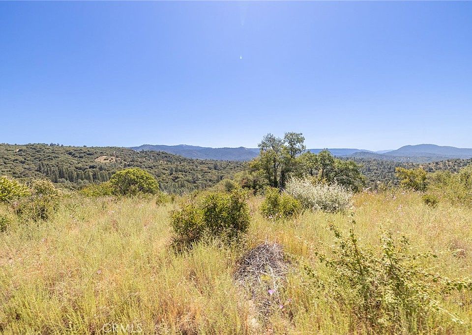 1st image of Old Yosemite Rd