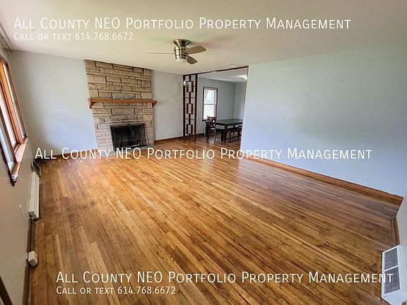 4th image of 858 E North Broadway