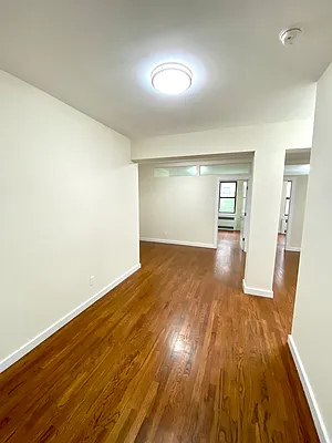 Rented by LRGNY Group, Inc. | media 29