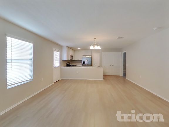 4th image of 5711 Raven Pl