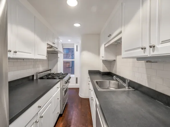 111 East 88th Street 2C image 3 of 5