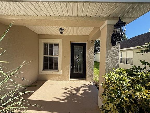 2nd image of 410 Loxley Ct