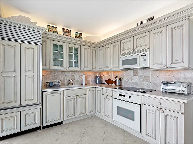 3554 Ocean Drive 703S #604S — Photo 11
