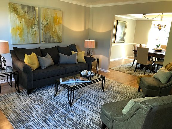 Inviting space to entertain
