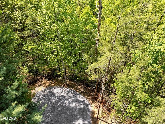 2nd image of 8 Cove Creek Way Lot 8
