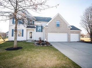 6562 Yorkshire Cir, Zionsville, IN 46077