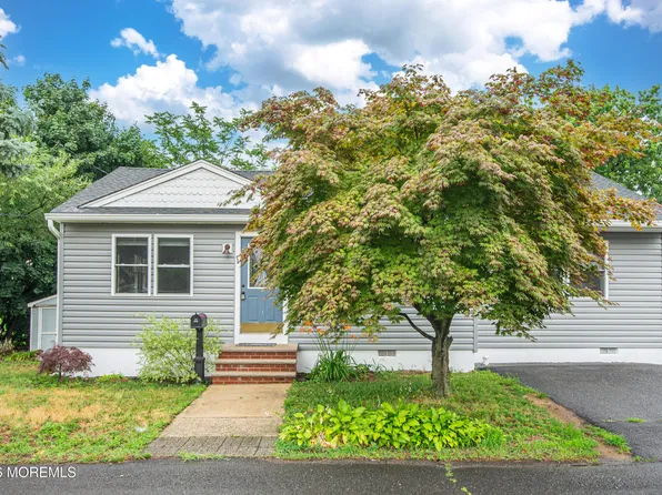 1 Luppatatong Avenue, Keyport, NJ 07735
