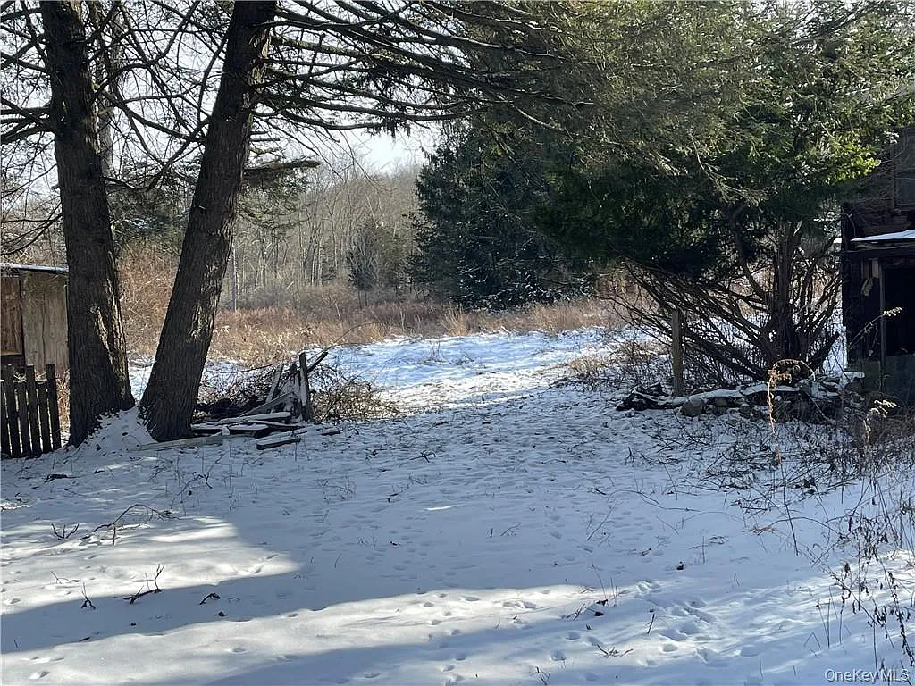 88 Velie Road photo 1