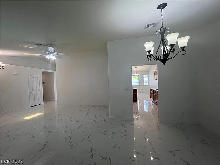 5645 W Katie Ave — Photo 37