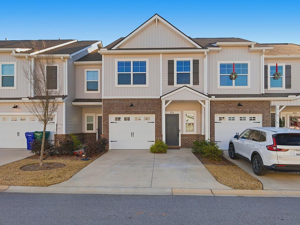 1st image of 324 Hollenbeck Place