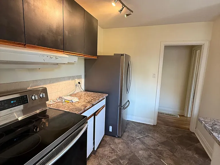 88 Crestview Ave — Photo 10