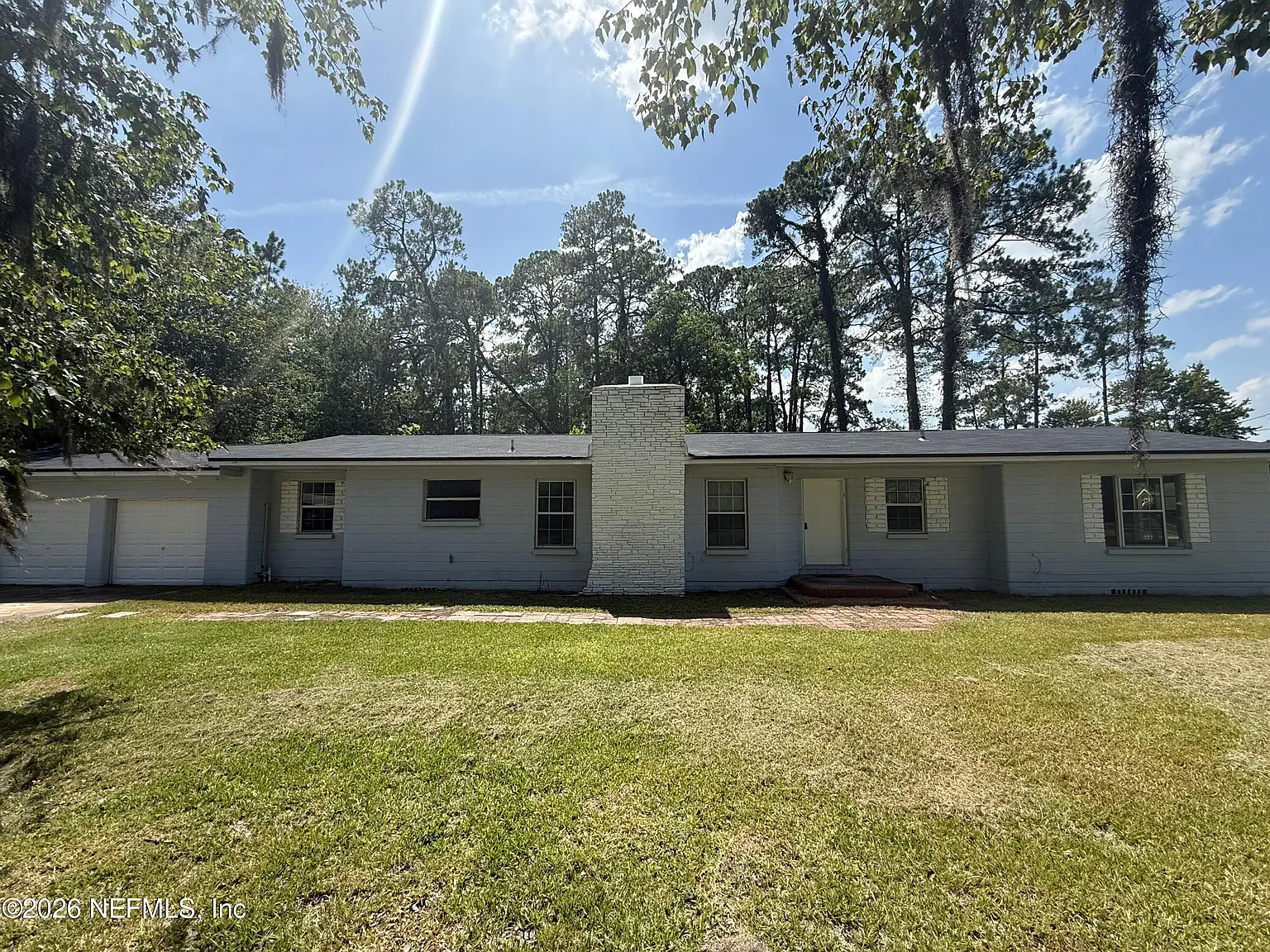 4 bed, 2.0 bath, 1831 sqft, $2,200 — Photo 1