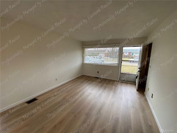 2nd image of 563 Buttercup Ave