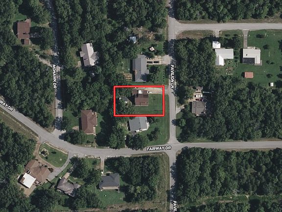 2nd image of 403 N Pavillion Dr