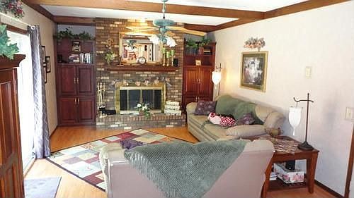 3rd image of 7030 Ordway Dr