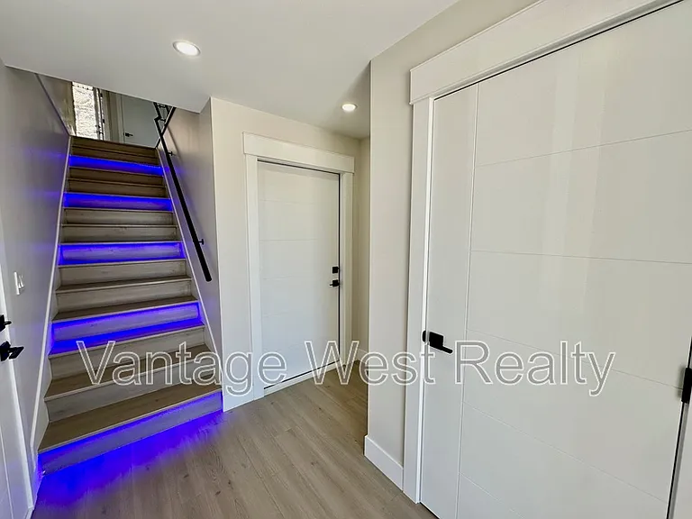 3608 Silver Way — Photo 44