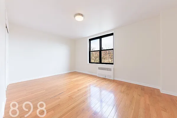 Rented by A&E Real Estate Management | media 14