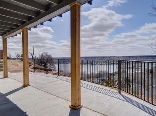 61 E Canyonview Dr, Ransom Canyon, TX 79366