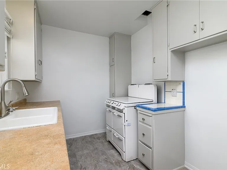 50 Fir St — Photo 20