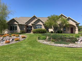 W4964 Burdick Rd, Black Creek, WI 54106