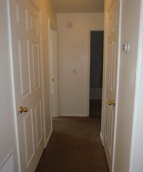 2343 S 3rd St W #D — Photo 8