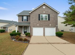 5827 Bridgeport Ct, Flowery Branch, GA 30542