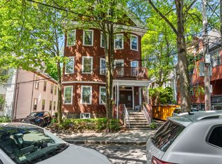 40 Perry St #2, Brookline, MA 02445