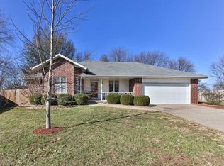 251 S Holloway Ct, Springfield, MO 65802