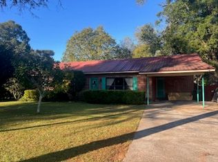 130 Walnut Ave S, Leesburg, GA 31763