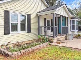802 F St, Barling, AR 72923