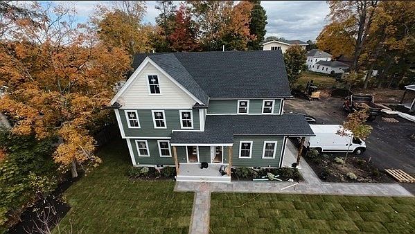 1st image of 20 Broad St #3