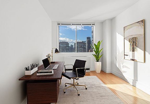 5th image of 429 E 52nd St APT 27B
