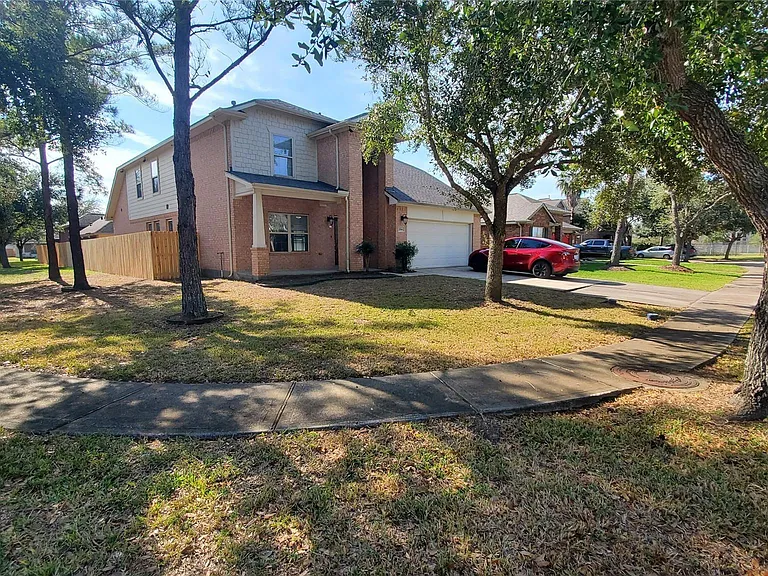 2814 Silver Point Ln — Photo 1
