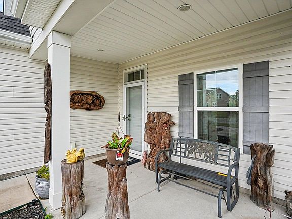3rd image of 7983 Swansong Circle