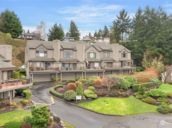 105 Chinook Lane #E, Steilacoom, WA 98388