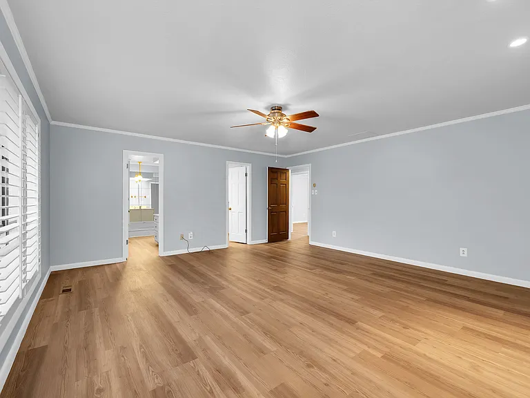 2411 S 46th St — Photo 16