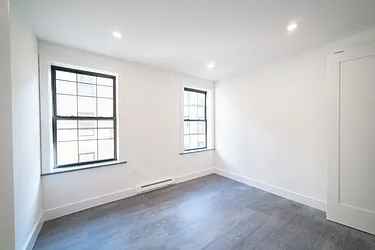 Rented by Heritage Capital Management LLC