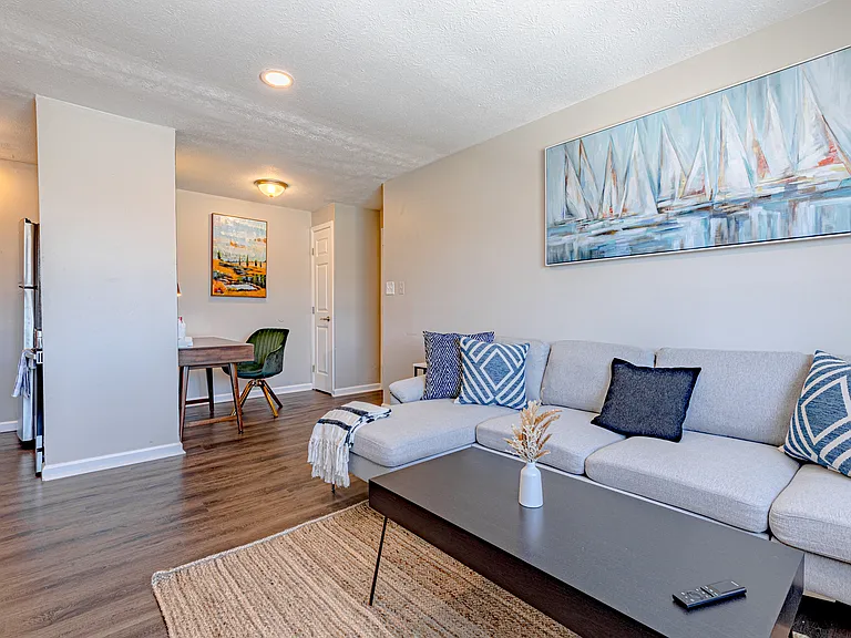 3317 Henninger Rd #203 — Photo 2