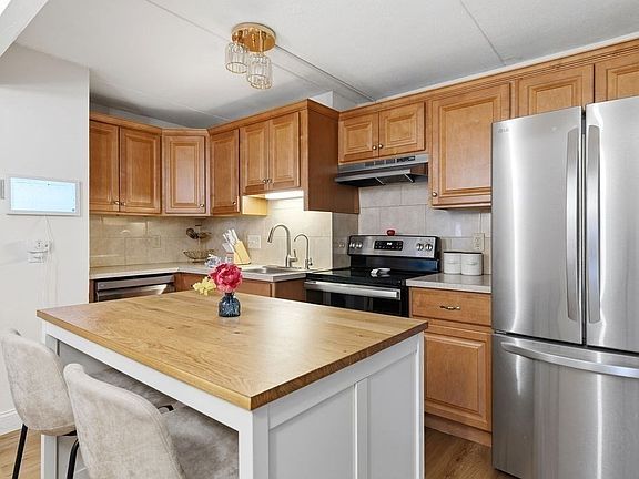 3rd image of 575 Broad St Unit 306