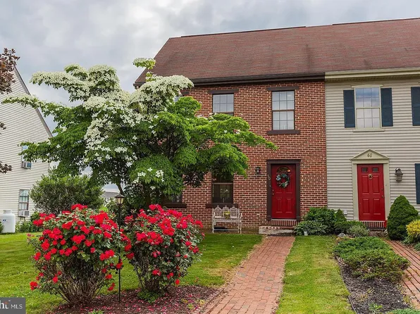 50 Carriage House Dr, Willow Street, PA 17584