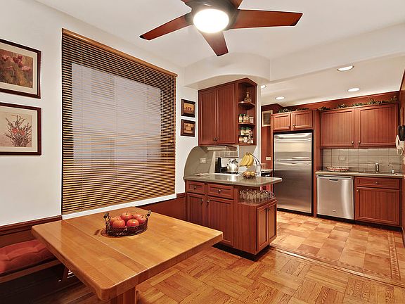 2nd image of 400 W End Ave APT 3C