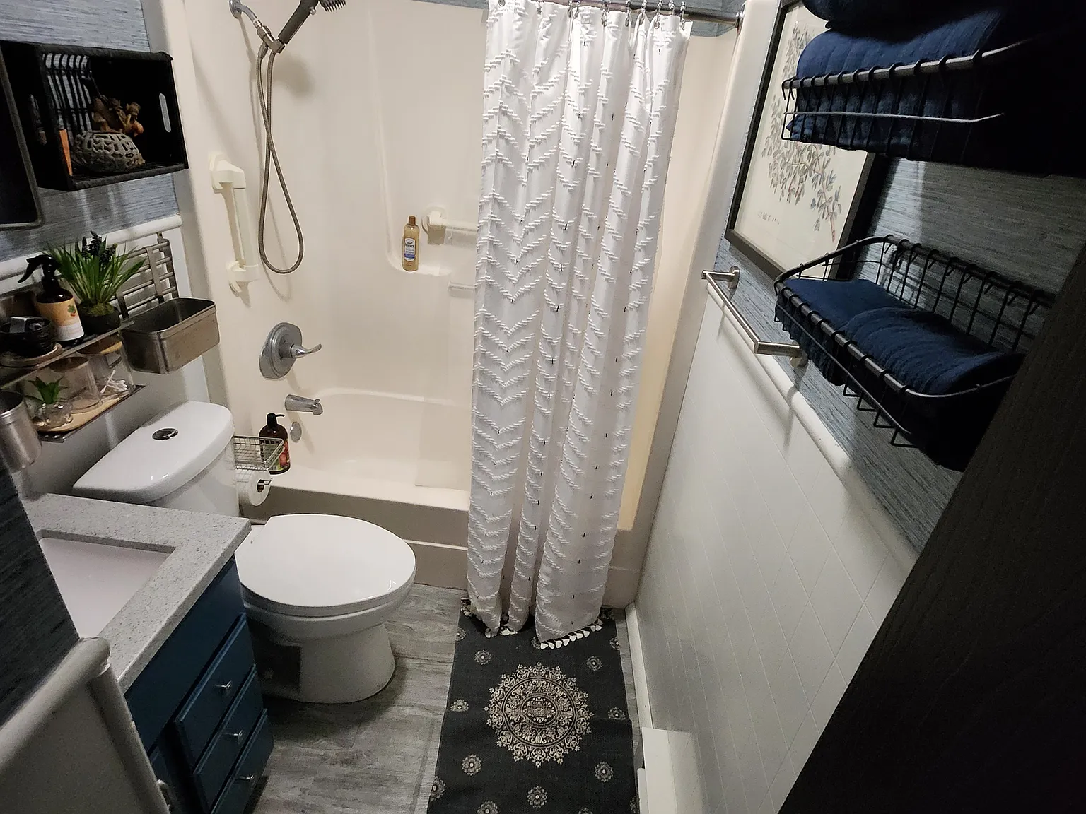 2 bed, 696 sqft, $1,100 — Photo 2