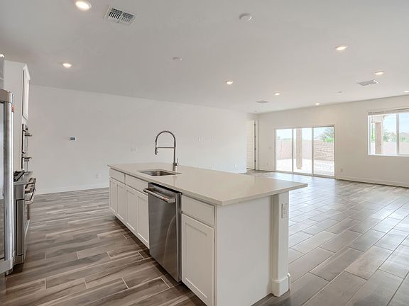 12921 N SPECKLED WOOD WY Web Quality 003 03 Kitchen