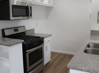 415 S St Andrews Pl APT 10, Los Angeles, CA 90020