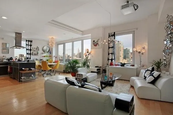 Sold by Corcoran | media 2