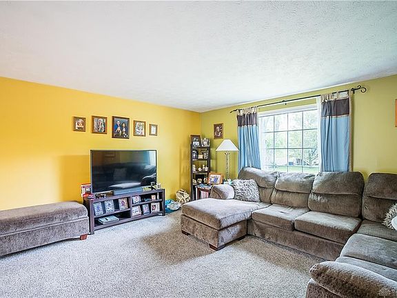 5th image of 2230 Manton Dr