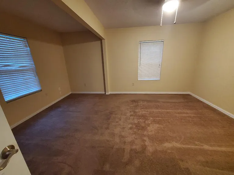 1519 N Brazos Ave — Photo 9