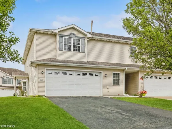 1221 W 95th Ave, Crown Point, IN 46307
