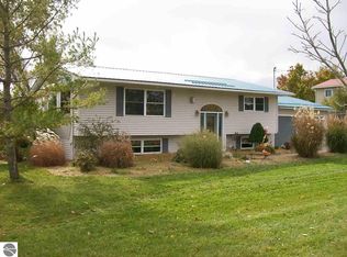 2742 Townline Rd, Rose City, MI 48654